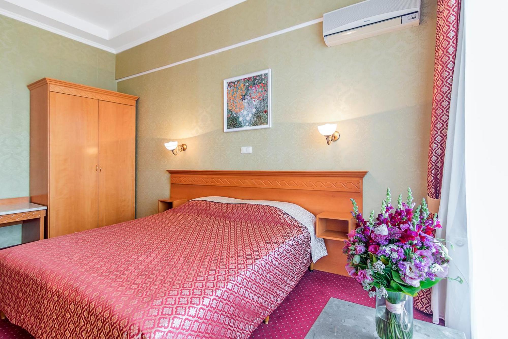 Ukraine Hotel Kyiv