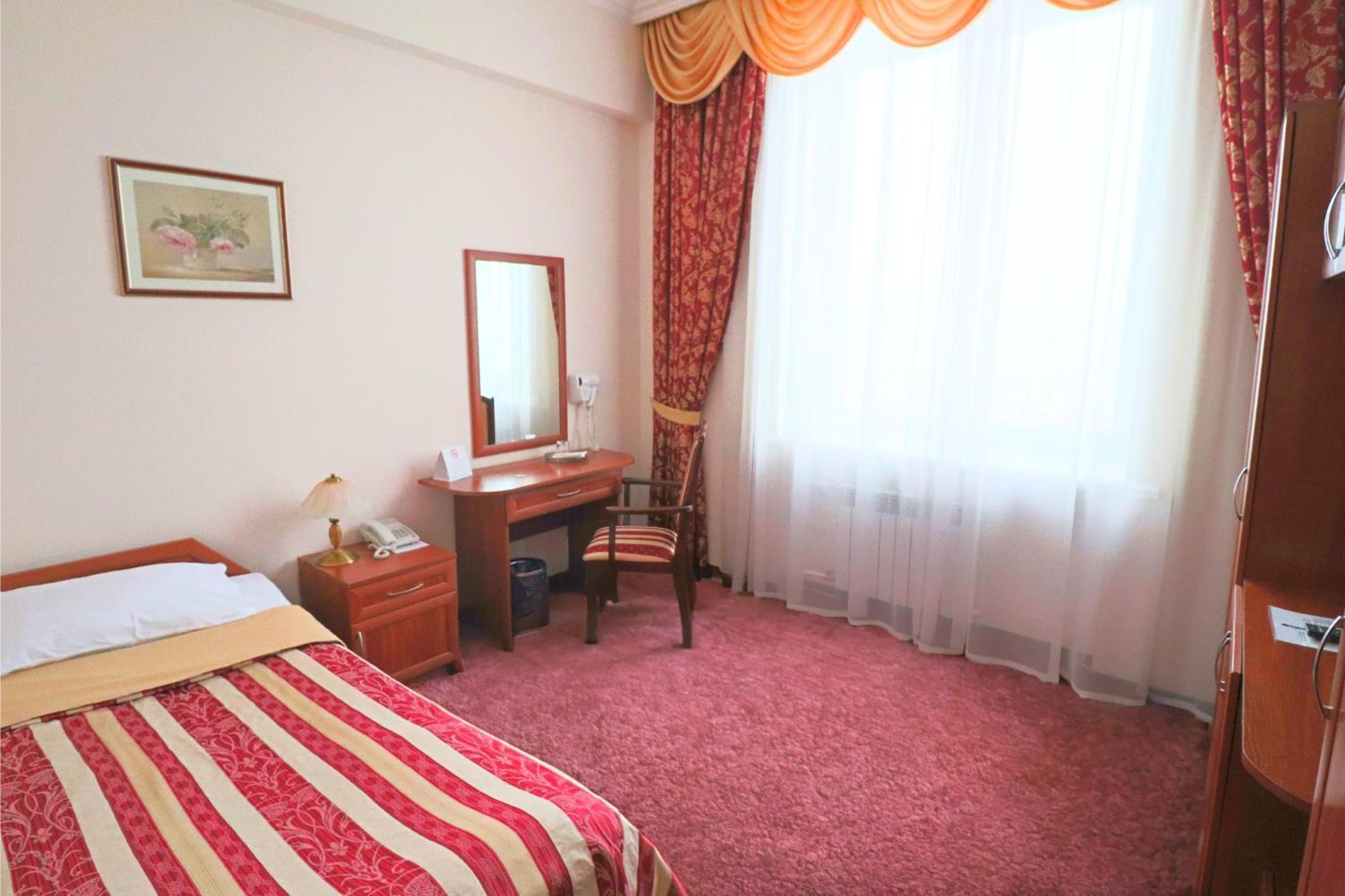 Ukraine 4*