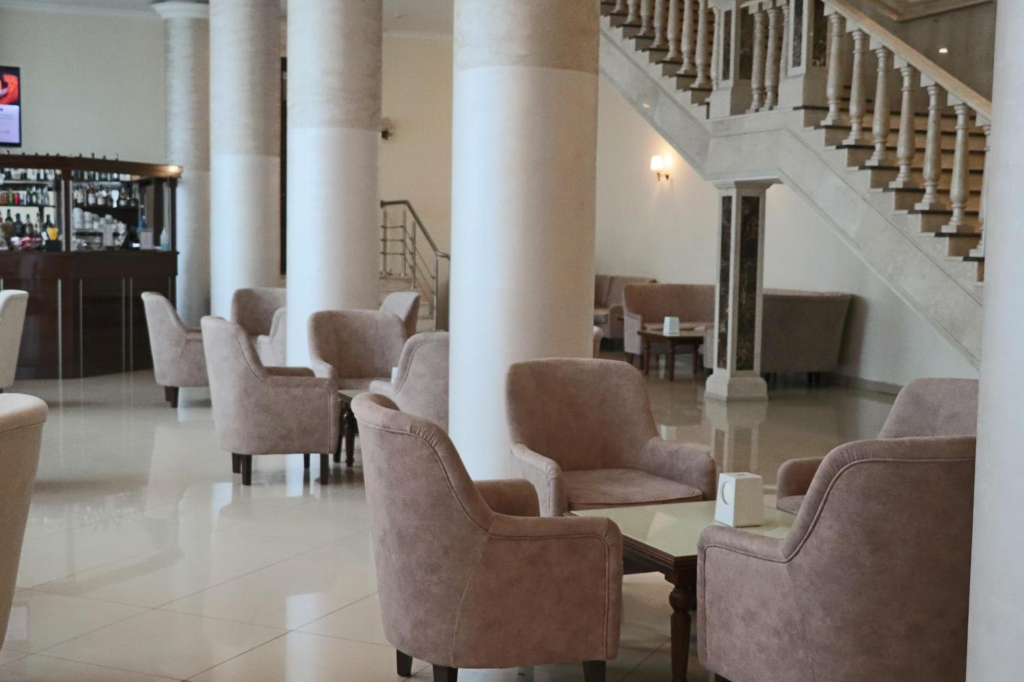 Hotel Ukraine 4*