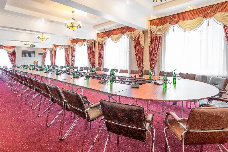 украина 4* Киев