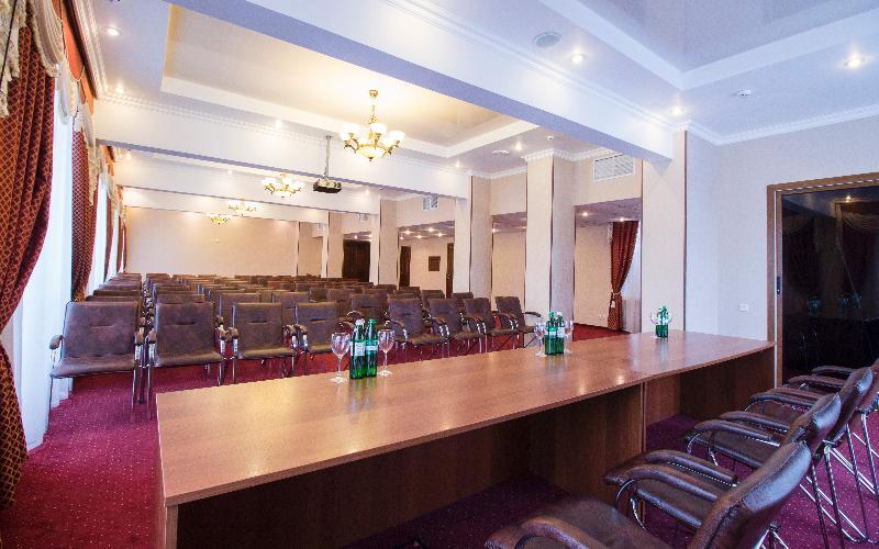 украина Отель 4*